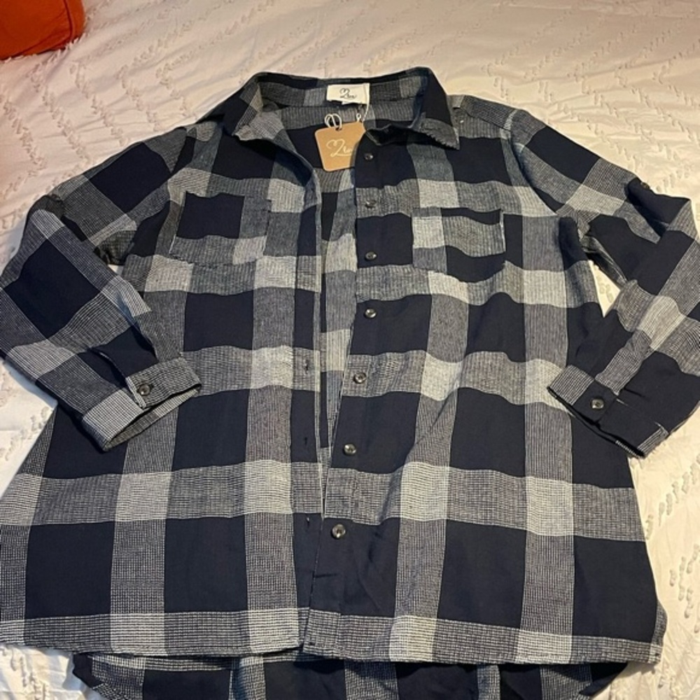 T2love Women's Navy and Gray Plaid Button Down Shirt